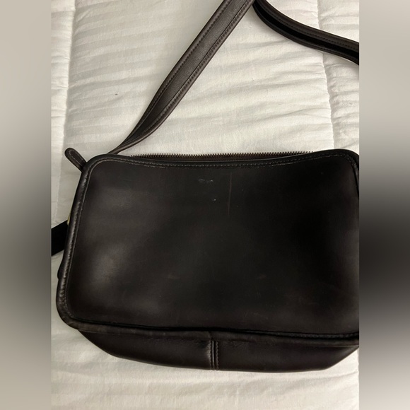 Coach - Vintage Legacy East/West Compartment Bag in Dark Brown (# 9164) - Picture 2 of 4